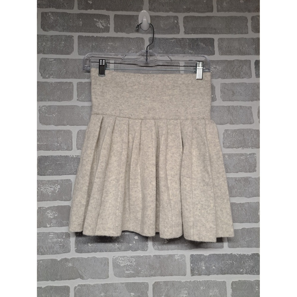 MESHKI Dione Pleated Knit Mini Skirt Women Gray Color Size Small NWT